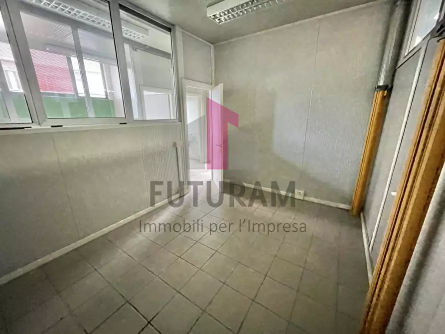 Immagine 36 di Capannone industriale in affitto  in Viale dell'Industria, 10 a Vicenza