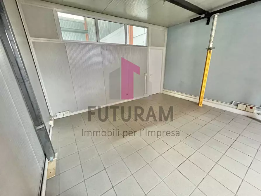Immagine 39 di Capannone industriale in affitto  in Viale dell'Industria, 10 a Vicenza