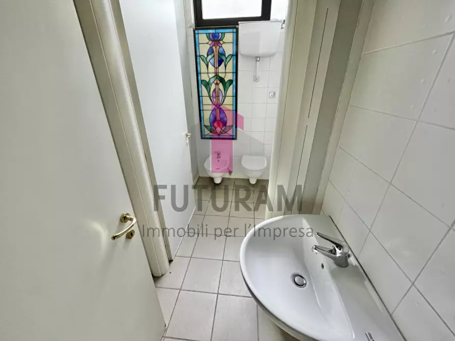 Immagine 50 di Capannone industriale in affitto  in Viale dell'Industria, 10 a Vicenza