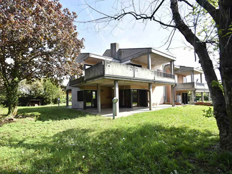 Immagine 13 di Casa bifamiliare in vendita  in Via Palestro 9 a Bussolengo