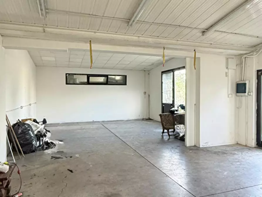 Immagine 1 di Magazzino in affitto  in via Giulio Braga a Prato