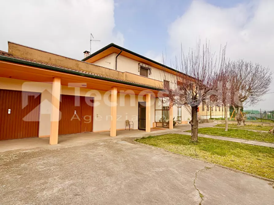 Immagine 11 di Casa bifamiliare in vendita  a Veronella