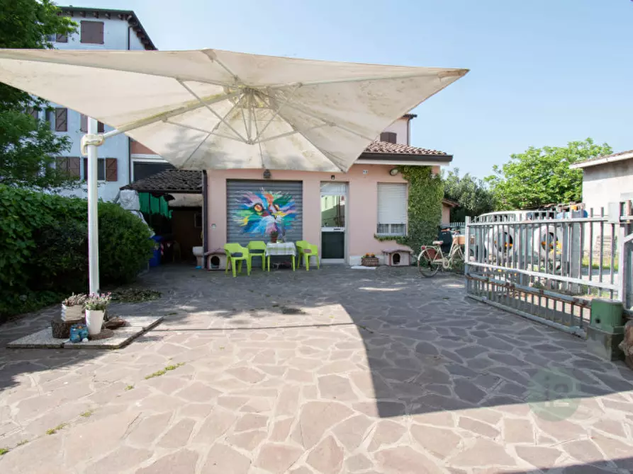 Immagine 1 di Villetta a schiera in vendita  in Via Ivano Martinelli 94 a Carpi