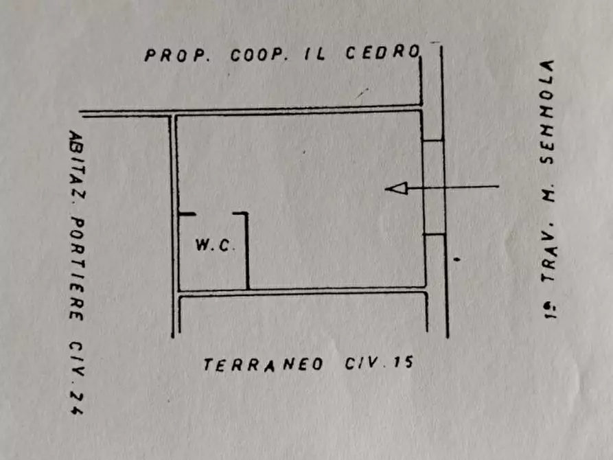 Immagine 11 di Negozio in affitto  in via giuseppe tropeano 17 a Napoli
