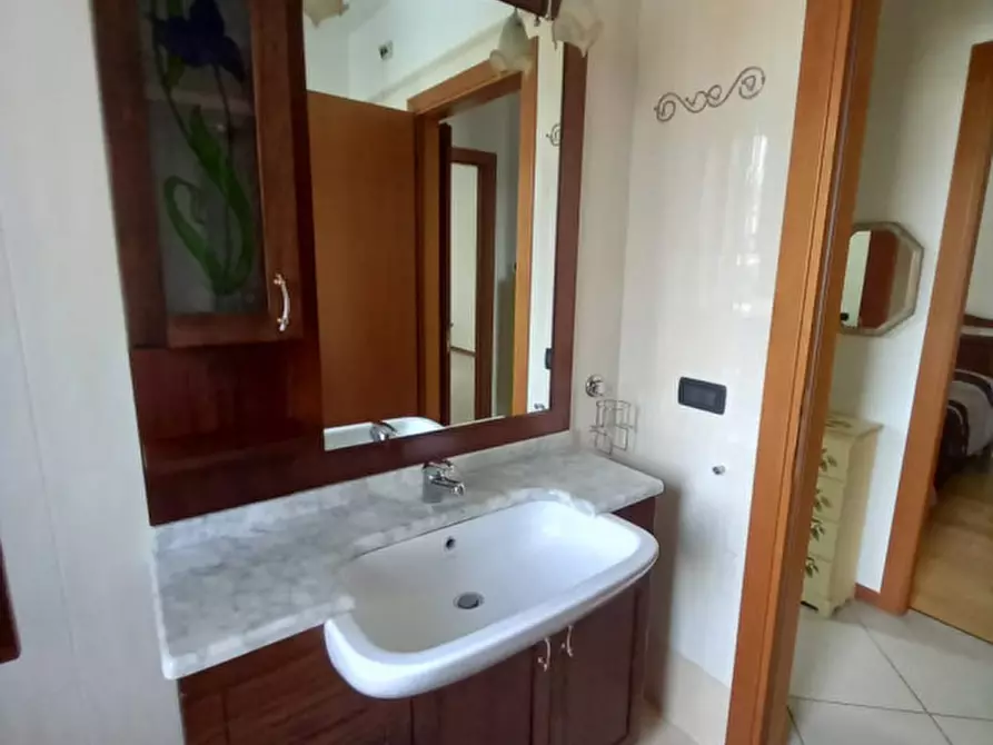 Immagine 8 di Appartamento in affitto  in Via Padre Favretto a Fosso'