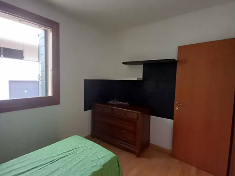 Immagine 10 di Appartamento in affitto  in Via Padre Favretto a Fosso'