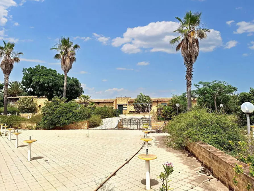 Immagine 5 di Hotel in vendita  in Via Tonnara Fontana, N. snc a Campobello Di Mazara