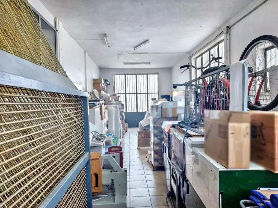 Immagine 7 di Magazzino in vendita  in Viale Magnana, 94014 Nicosia EN, Italia a Nicosia