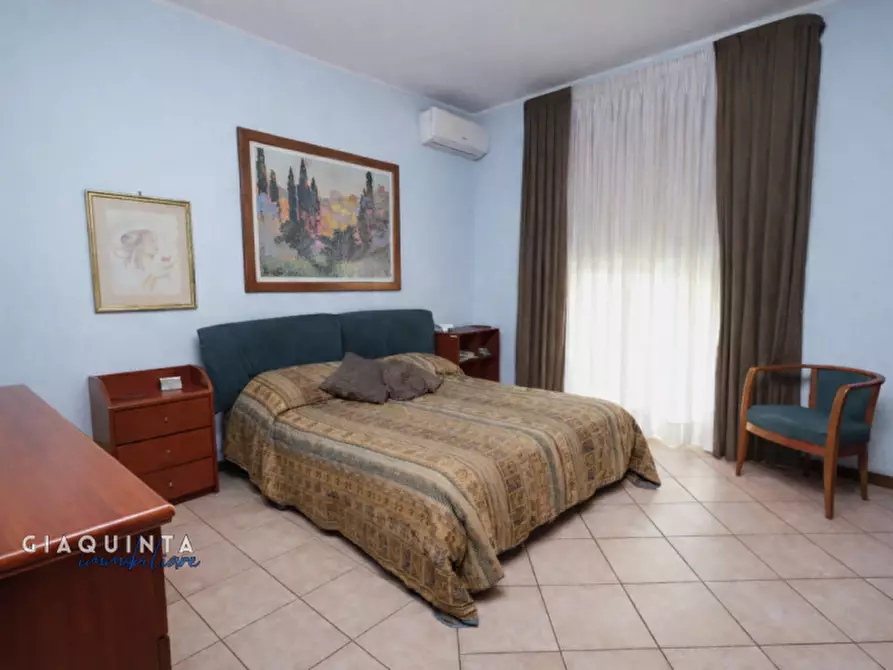 Immagine 6 di Appartamento in vendita  in Via Michele Amari n.02 a Palagonia