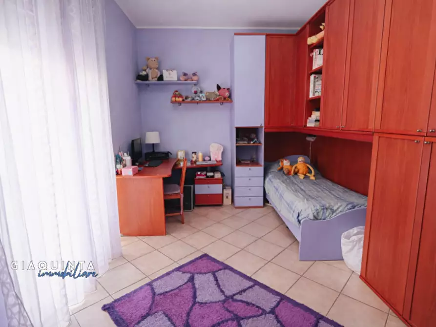 Immagine 7 di Appartamento in vendita  in Via Michele Amari n.02 a Palagonia