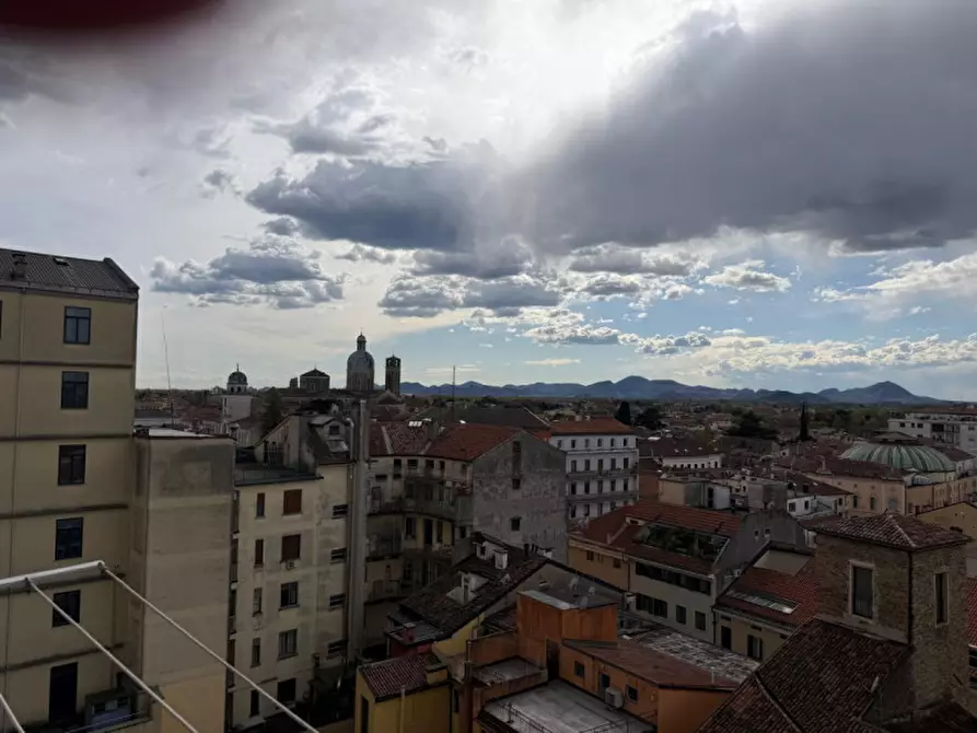 Immagine 1 di Appartamento in vendita  a Padova