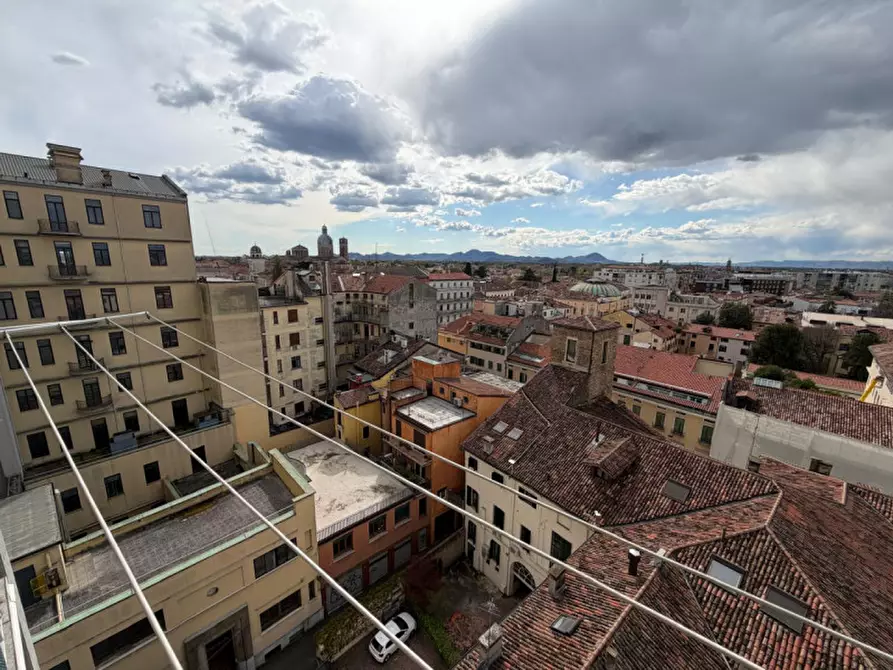 Immagine 6 di Appartamento in vendita  a Padova