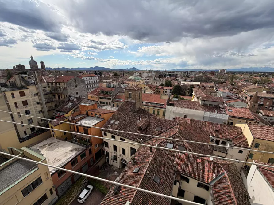 Immagine 7 di Appartamento in vendita  a Padova