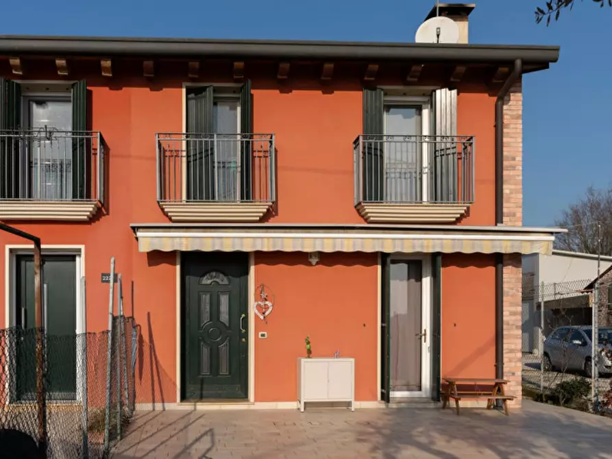 Immagine 15 di Casa bifamiliare in vendita  in Via Colombara a San Giorgio In Bosco