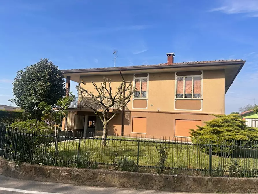 Immagine 4 di Casa indipendente in vendita  a Castelfranco Veneto