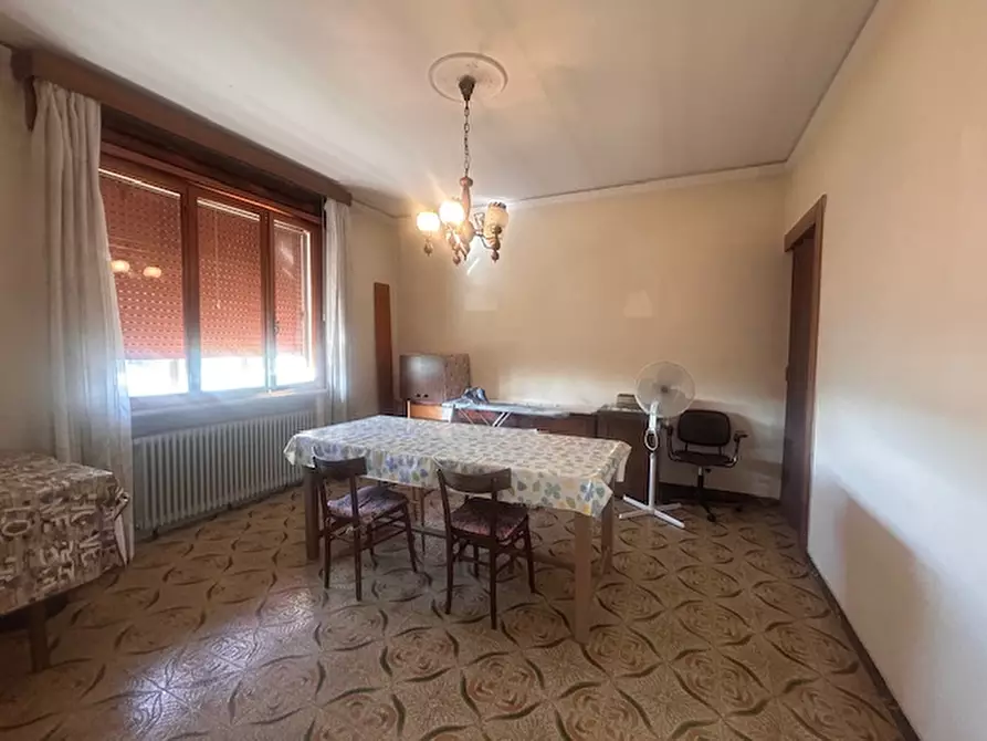 Immagine 10 di Casa indipendente in vendita  a Castelfranco Veneto