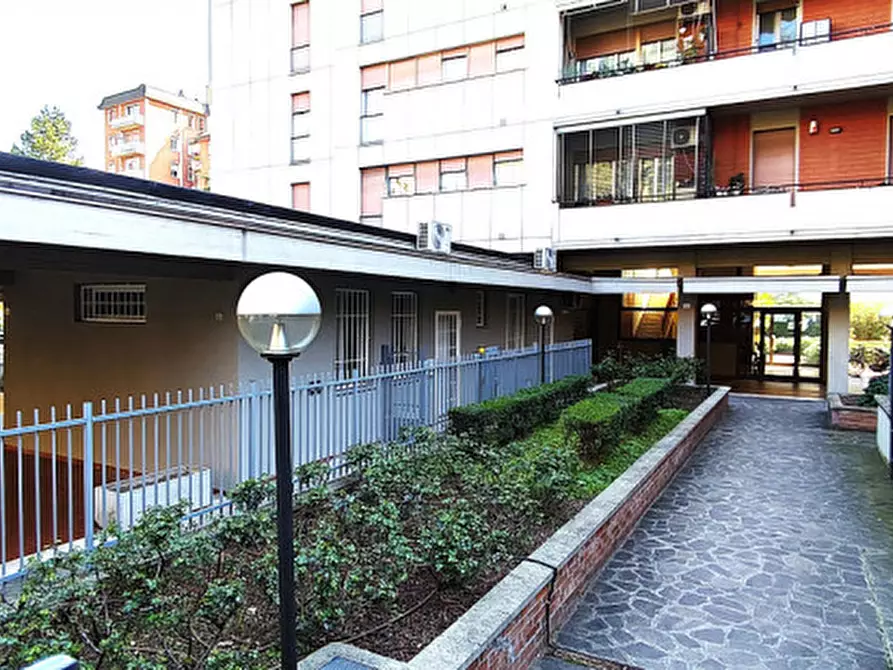 Immagine 16 di Monolocale in affitto  in VIA OBLACH ADIACENZE VIA CAVAZZONI a Bologna