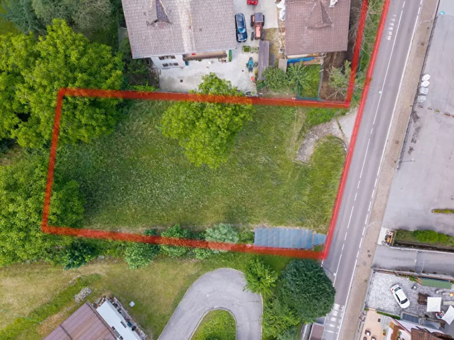 Immagine 6 di Terreno in vendita  in Via Nazionale a Strembo