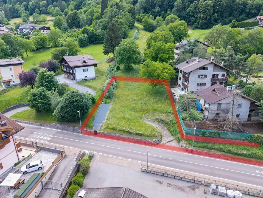 Immagine 7 di Terreno in vendita  in Via Nazionale a Strembo