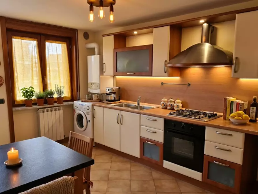 Immagine 2 di Appartamento in affitto  in Via Eugenio Azimonti a Marsicovetere