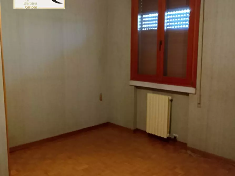 Immagine 8 di Casa bifamiliare in vendita  a Castagnaro