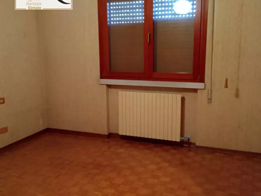 Immagine 9 di Casa bifamiliare in vendita  a Castagnaro