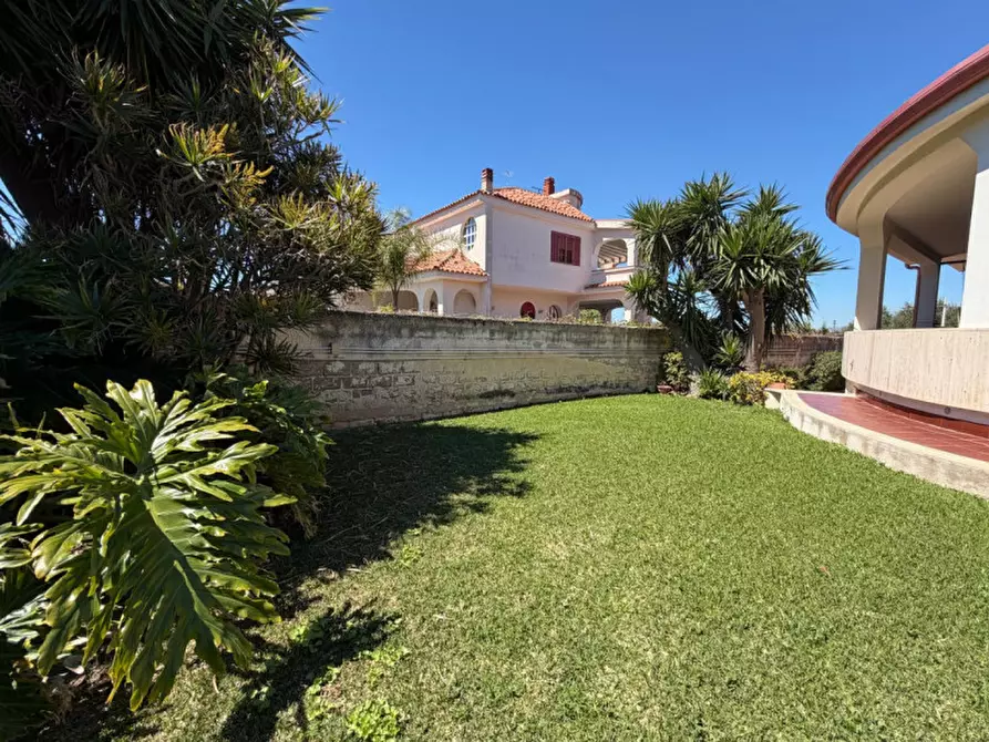 Immagine 6 di Villa in vendita  in Via Lido Sacramento 35 a Siracusa