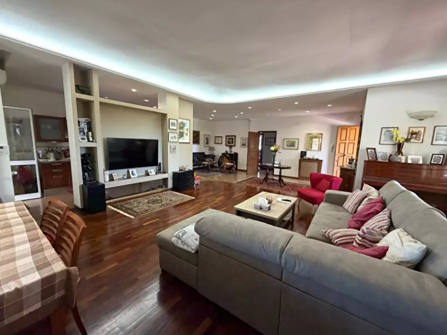 Immagine 21 di Villa in vendita  in Via Lido Sacramento 35 a Siracusa