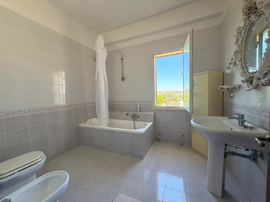 Immagine 48 di Villa in vendita  in Via Lido Sacramento 35 a Siracusa