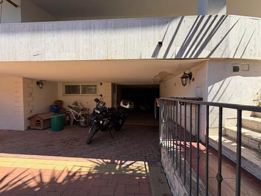 Immagine 79 di Villa in vendita  in Via Lido Sacramento 35 a Siracusa