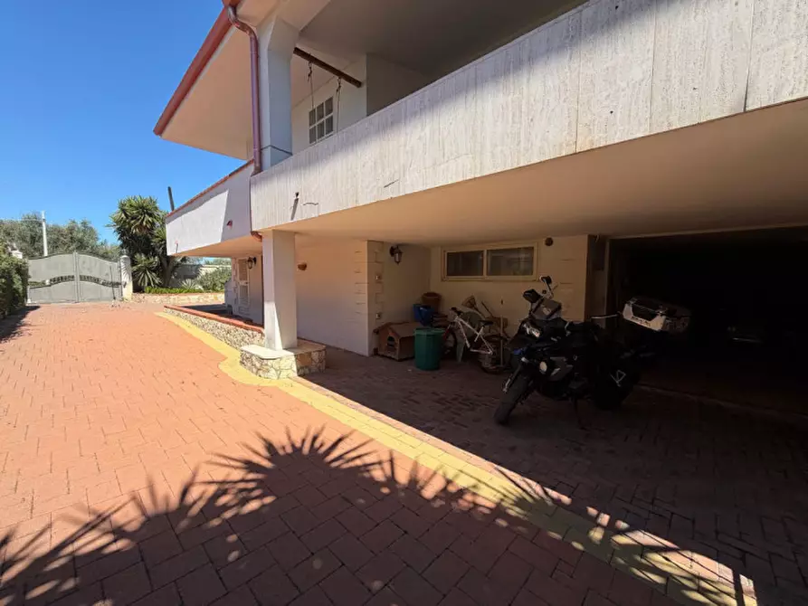 Immagine 82 di Villa in vendita  in Via Lido Sacramento 35 a Siracusa