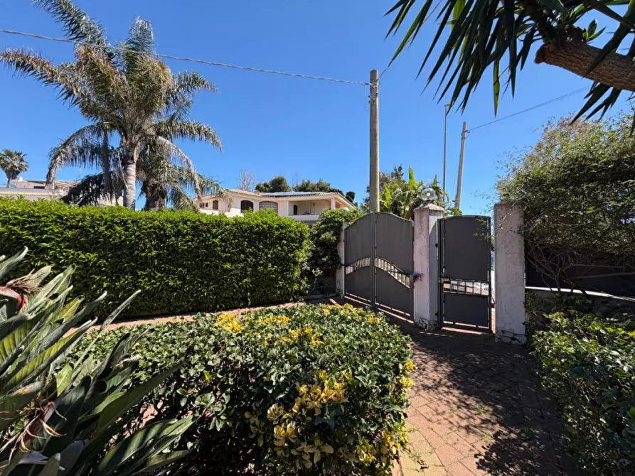 Immagine 83 di Villa in vendita  in Via Lido Sacramento 35 a Siracusa