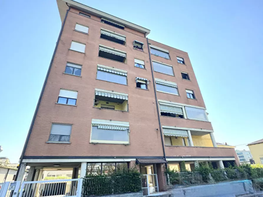 Immagine 38 di Appartamento in vendita  in Strada del Drosso a Torino