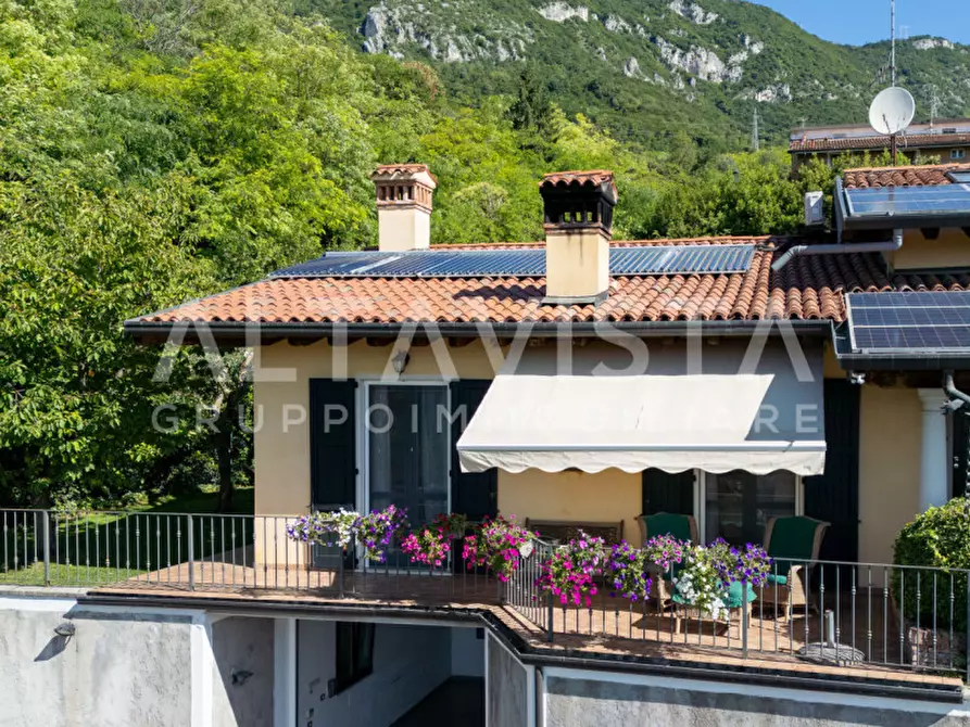 Immagine 3 di Casa indipendente in vendita  in via Puccini a Botticino