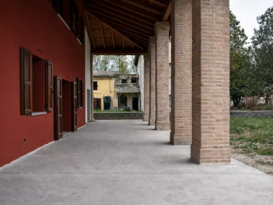 Immagine 7 di Casa bifamiliare in vendita  in Strada Chiesa di Castelnovo a Parma