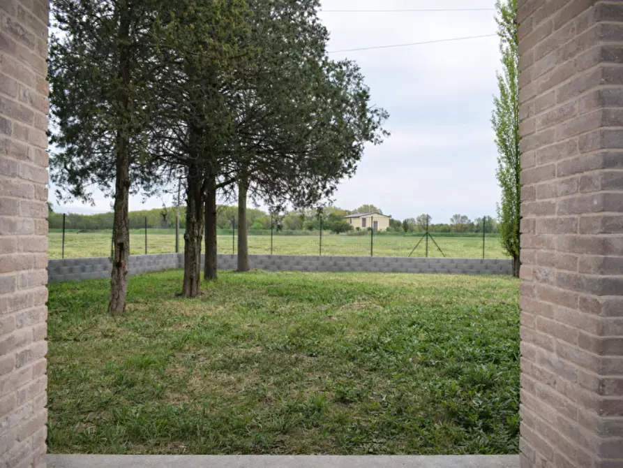 Immagine 25 di Casa bifamiliare in vendita  in Strada Chiesa di Castelnovo a Parma