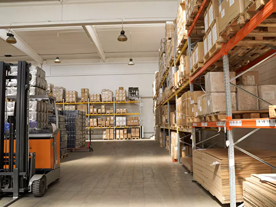 Immagine 9 di Capannone industriale in vendita  a Santa Maria Di Sala