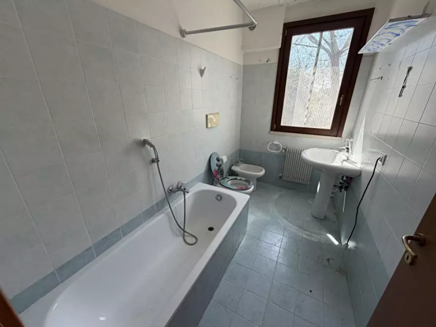 Immagine 6 di Appartamento in vendita  in Via Rissette 16 a Lazise