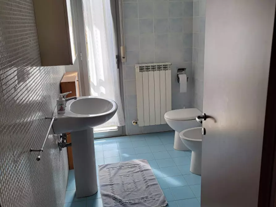Immagine 6 di Appartamento in vendita  in Via Francesco Podesti a Senigallia