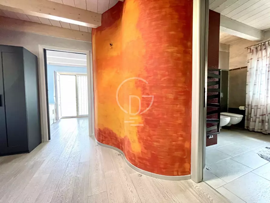 Immagine 21 di Attico in vendita  in via amatore sciesa a Desenzano Del Garda