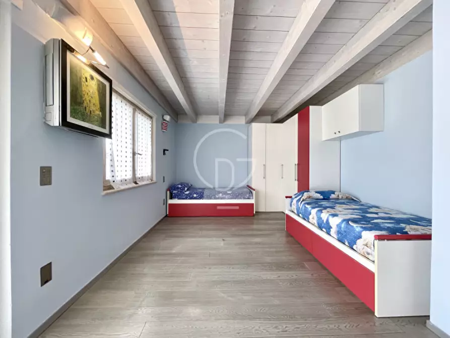 Immagine 22 di Attico in vendita  in via amatore sciesa a Desenzano Del Garda