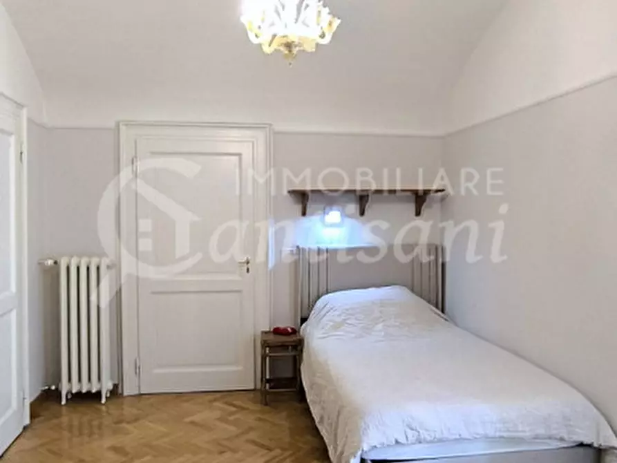 Immagine 7 di Camera in affitto  in Lungarno Amerigo Vespucci a Firenze