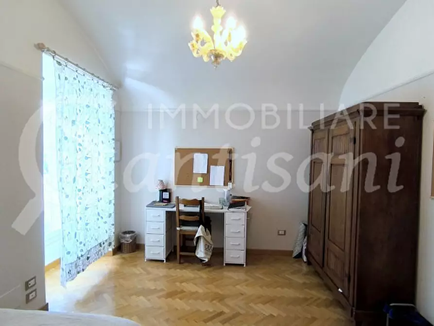 Immagine 8 di Camera in affitto  in Lungarno Amerigo Vespucci a Firenze