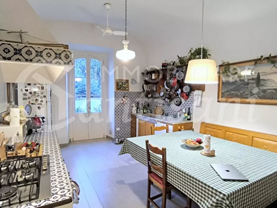 Immagine 9 di Camera in affitto  in Lungarno Amerigo Vespucci a Firenze