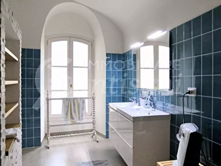 Immagine 17 di Camera in affitto  in Lungarno Amerigo Vespucci a Firenze