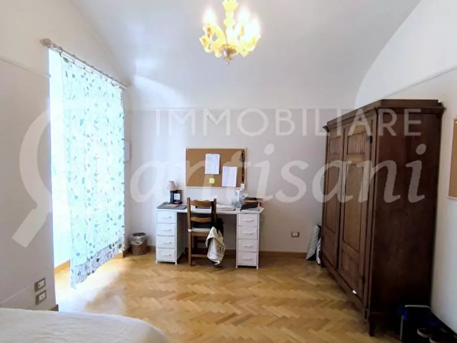 Immagine 20 di Camera in affitto  in Lungarno Amerigo Vespucci a Firenze