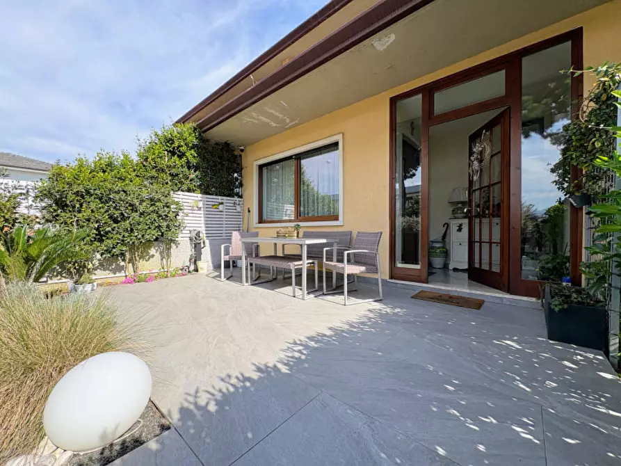 Immagine 5 di Villetta a schiera in vendita  in Via San Domenico Savio 72 a Thiene