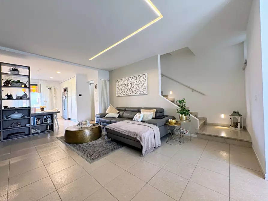 Immagine 11 di Villetta a schiera in vendita  in Via San Domenico Savio 72 a Thiene