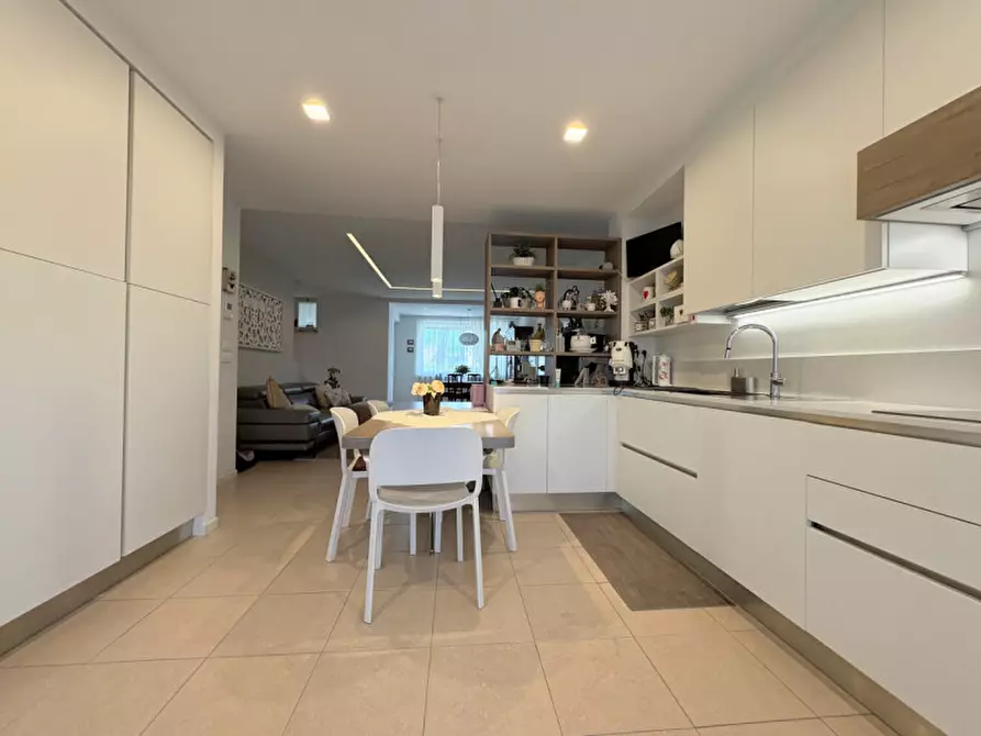 Immagine 16 di Villetta a schiera in vendita  in Via San Domenico Savio 72 a Thiene