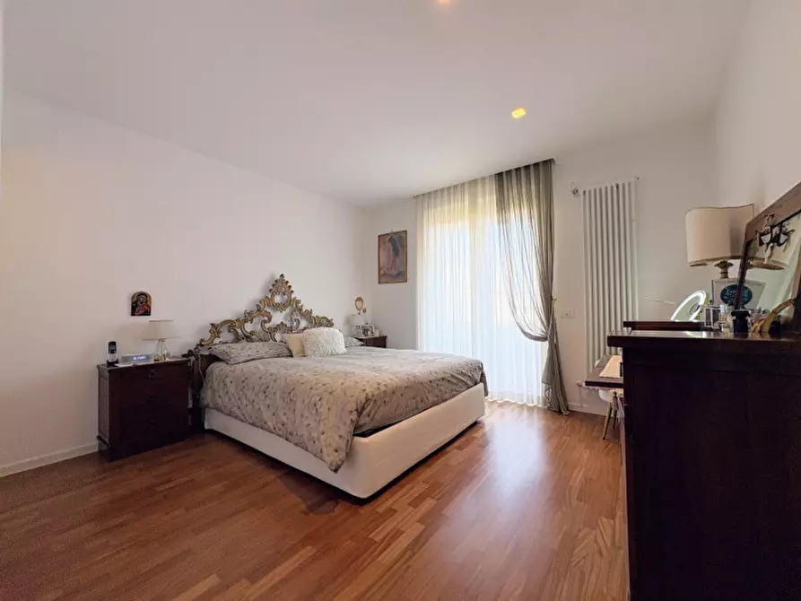 Immagine 30 di Villetta a schiera in vendita  in Via San Domenico Savio 72 a Thiene